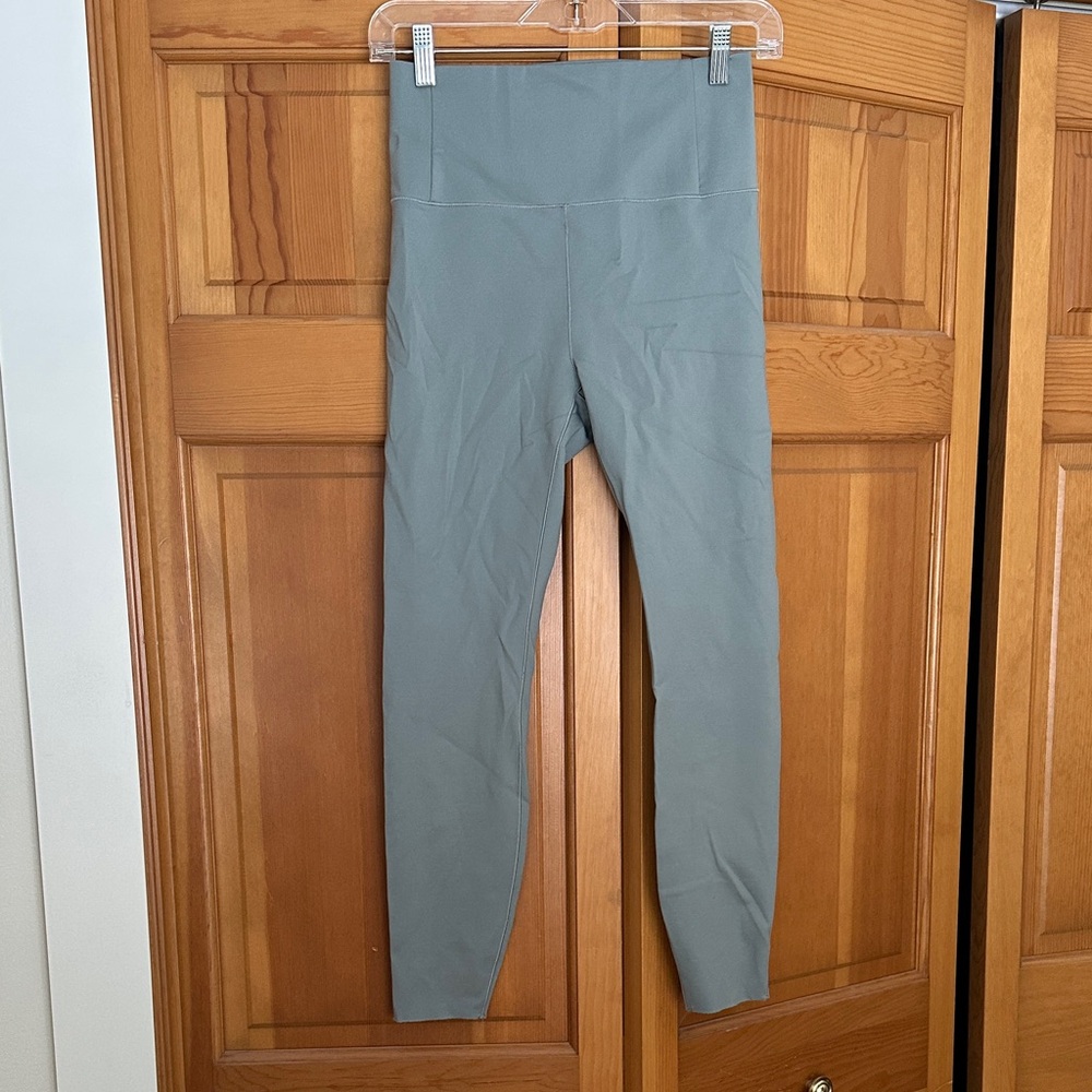 Vuori Green/Gray Leggings